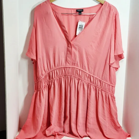 Torrid Coral V-Neck Tunic Top - Picture 1 of 5